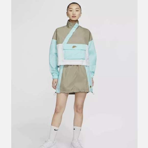 NWT Nike Sportswear Icon Clash Woven Anorak Wind Crop Jacket - Picture 3 of 14